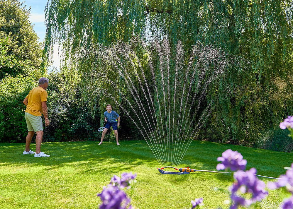 Hozelock AquaSave Rectangular Sprinkler Pro 220M² M — Easy Garden ...