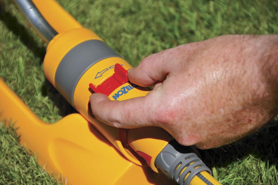 Hozelock Sprinklers - Hozelock Rectangular Sprinkler Plus - 2975
